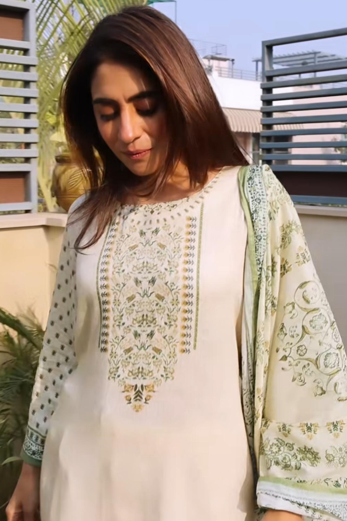 Elegant Emarald Fern Kurta Dupatta