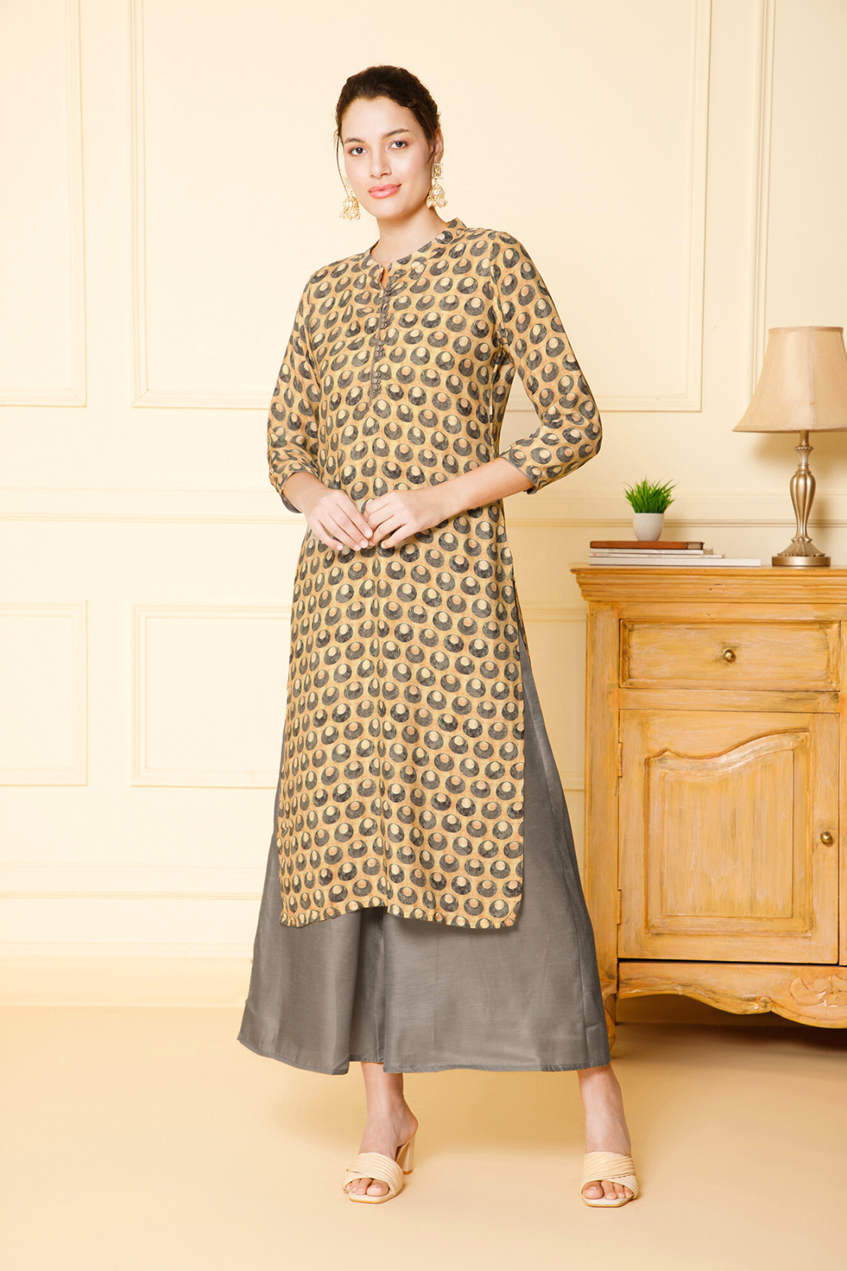 Sunlit Circles Kurti Set