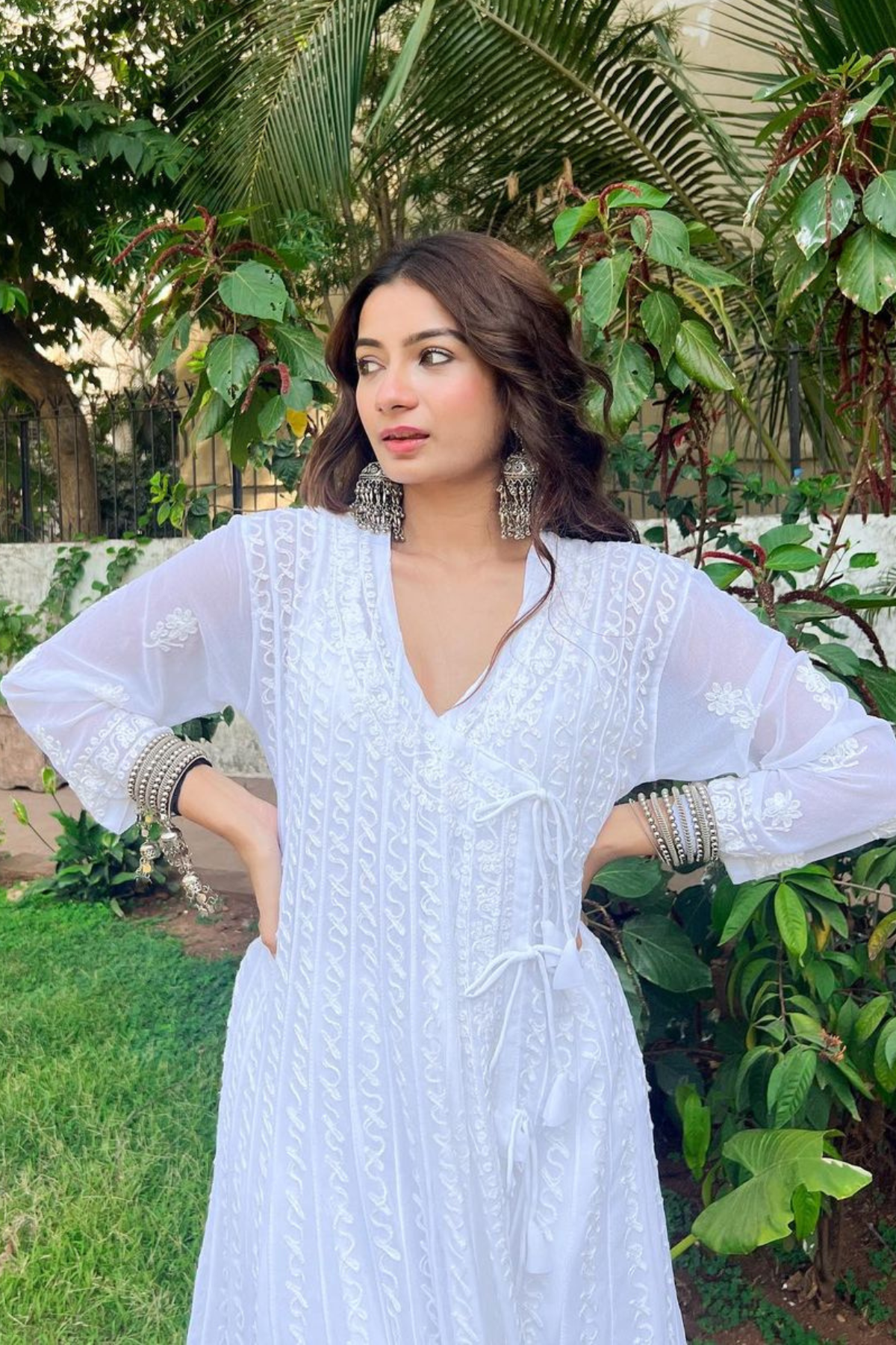 Adhira Kurti